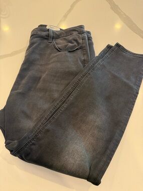 Cosmic Blue Love Black Jeans. Size 16W. Cotton Blend. Machine Wash. GUC.